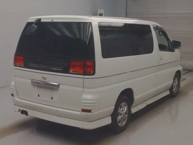 Nissan ELGRAND