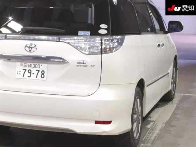 Toyota ESTIMA HYBRID