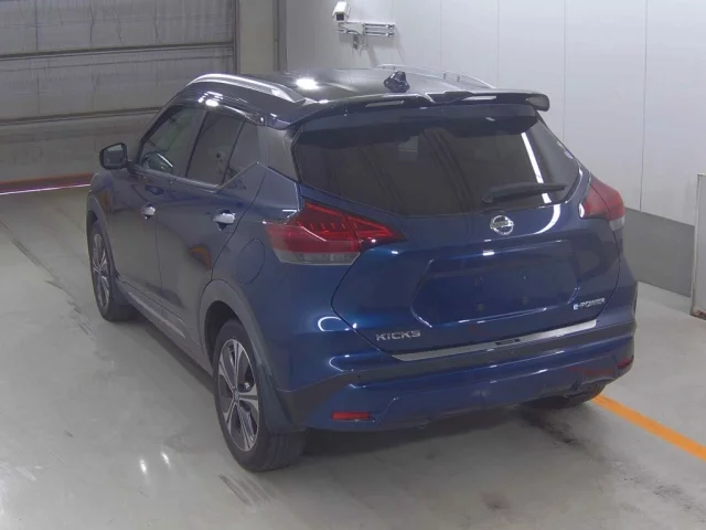 Nissan KIX