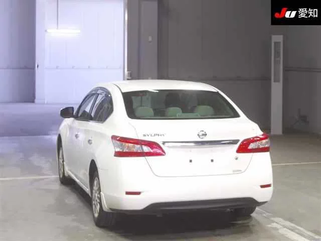 Nissan SYLPHY
