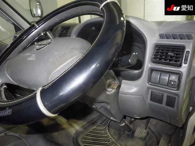 Nissan VANETTE TRUCK