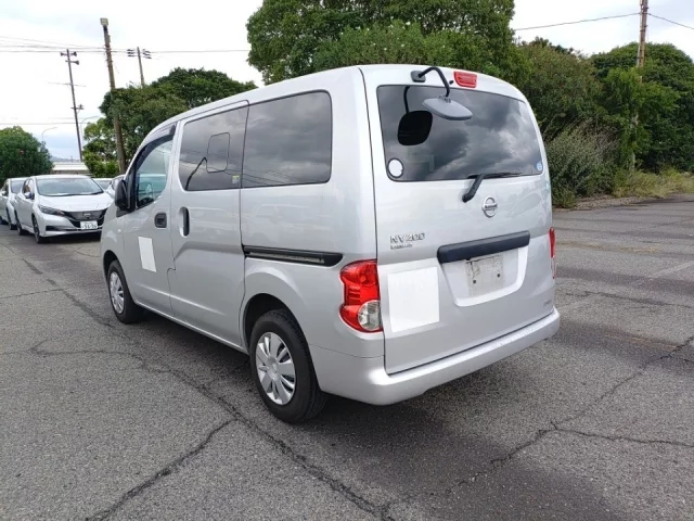 Nissan NV200