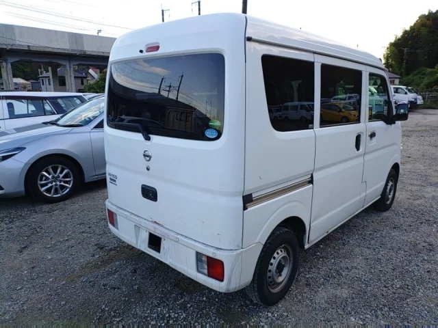 Nissan CLIPPER VAN