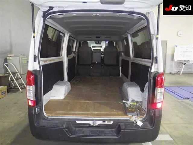Nissan CARAVAN VAN