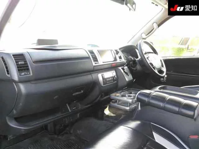 Toyota REGIUS ACE VAN