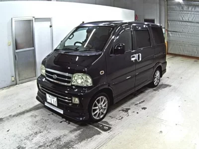 Daihatsu ATRAI SEVEN