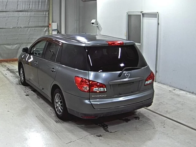 Nissan WINGROAD