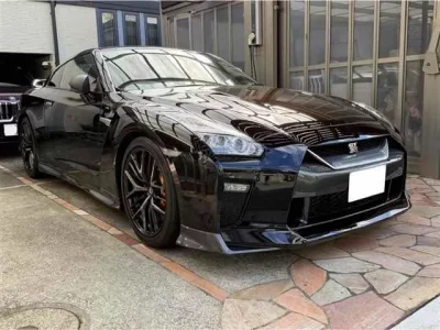 Nissan GT-R