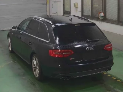 Audi S4