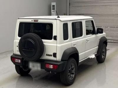 Suzuki JIMNY NOMADE