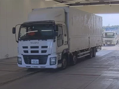 Isuzu GIGA
