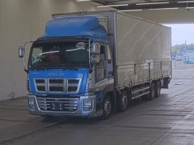 Isuzu GIGA