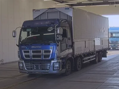 Isuzu GIGA