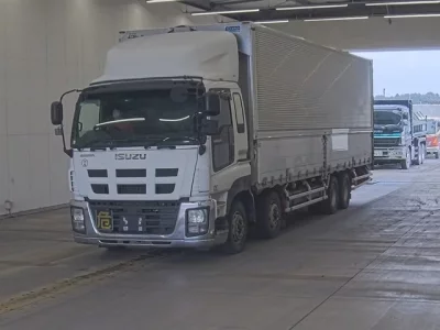 Isuzu GIGA