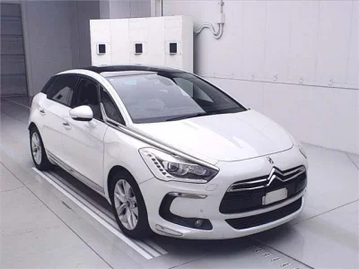 Citroen DS5