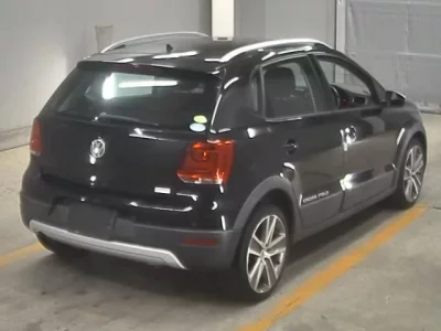 Volkswagen CROSS POLO