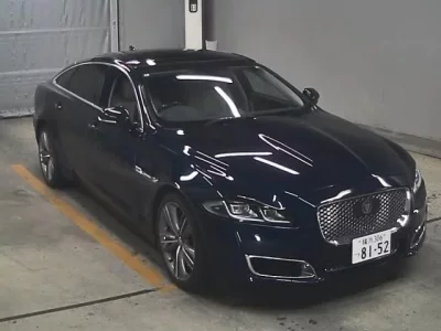 Jaguar XJ SERIES