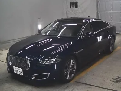 Jaguar XJ SERIES