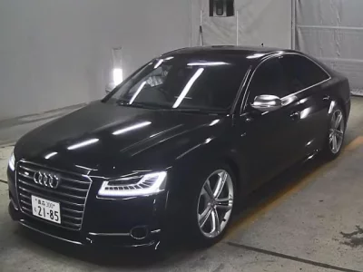 Audi S8