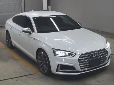 Audi S5