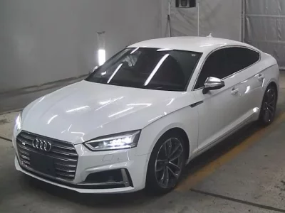 Audi S5