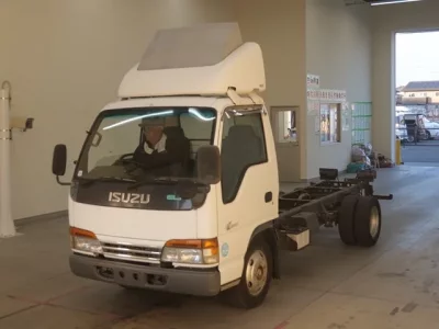Isuzu ELF