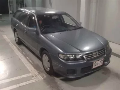 Nissan AVENIR WAGON