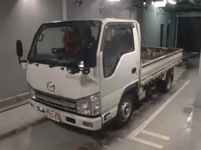 Mazda TITAN