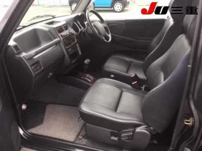 Mitsubishi PAJERO JR