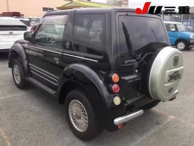 Mitsubishi PAJERO JR