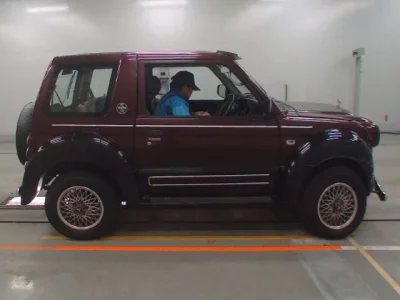 Mitsubishi PAJERO JR