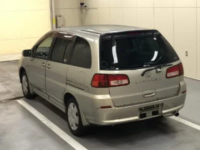 Nissan LIBERTY