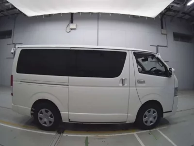 Toyota REGIUS ACE VAN