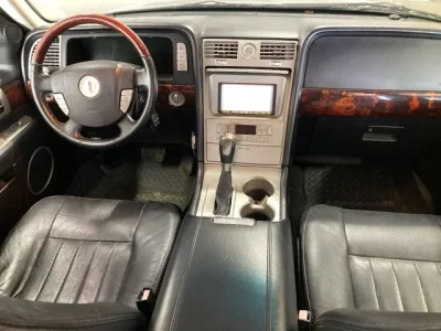 Ford LINCOLN NAVIGATOR