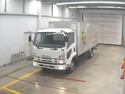 Isuzu FORWARD