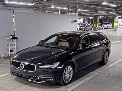 Volvo V90