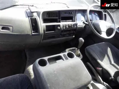 Mitsubishi FUSO FIGHTER