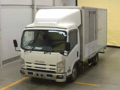 Isuzu ELF