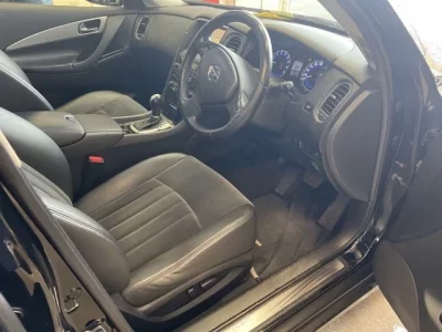 Nissan SKYLINE CROSSOVER