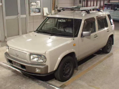 Nissan RASHEEN