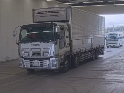 Isuzu GIGA