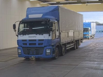 Isuzu GIGA