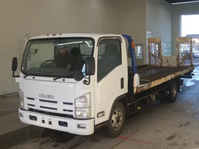 Isuzu ELF