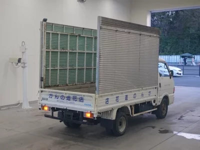 Mazda BONGO BRAWNY TRUCK