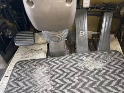 Mitsubishi AERO MIDI