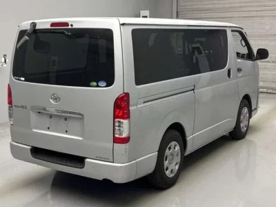 Toyota REGIUS ACE VAN