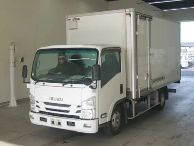 Isuzu ELF