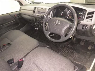 Toyota REGIUS ACE VAN