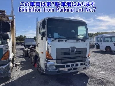 Hino TRUCK