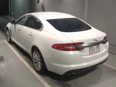 Jaguar XF SERIES